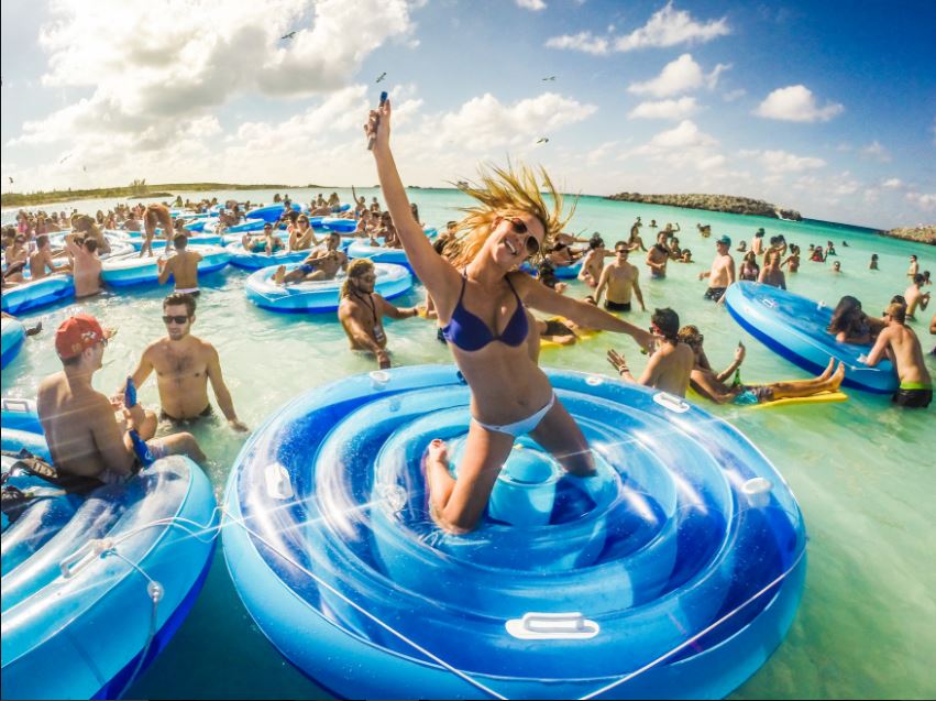 Nudist Swinger Pool Party - Swinger Cruise FAQ Â» The Swinger Cruise